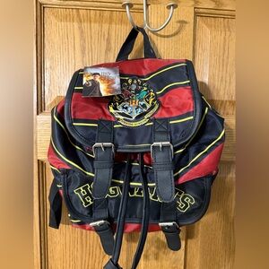 NWT Harry Potter Hogwarts Crest Backpack